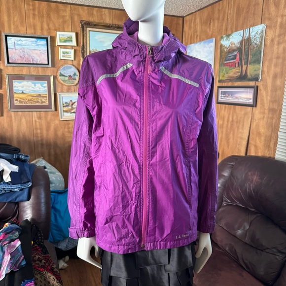 LL Bean Jacket - Picture 2 of 8